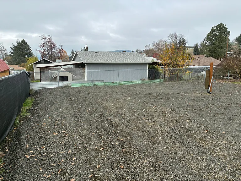 NE Jacobson St — Photo 3