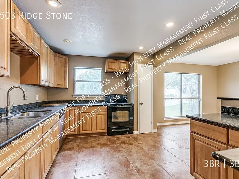 8503 Ridge Stone St — Photo 8