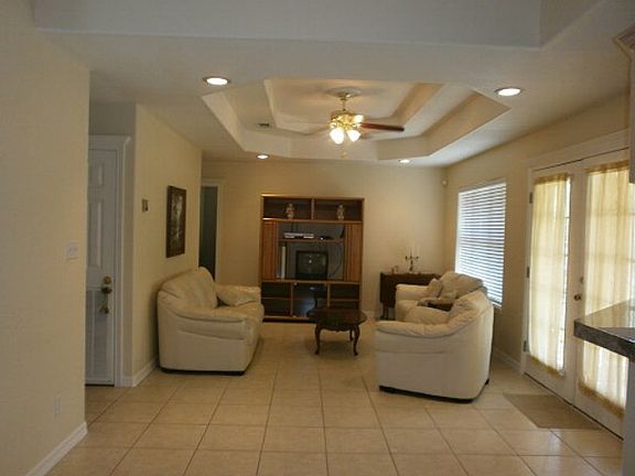 5th image of 9255 Los Olmos Dr
