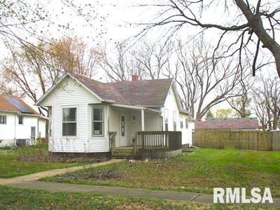 301 N Logan St, New Holland, IL, 62671