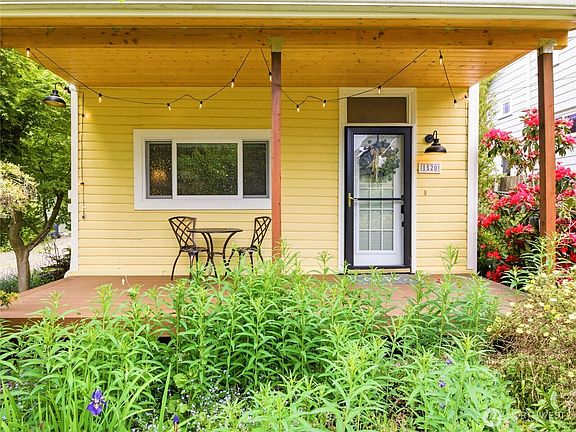 5th image of 1520 Prospect Avenue NE