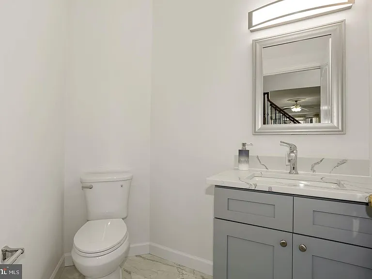 5045 Worthington Woods Way — Photo 21
