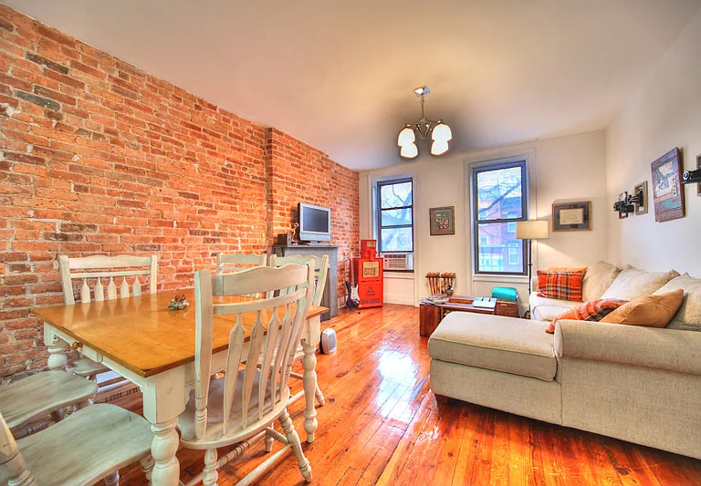 1504 8th Ave #2R — Photo 2
