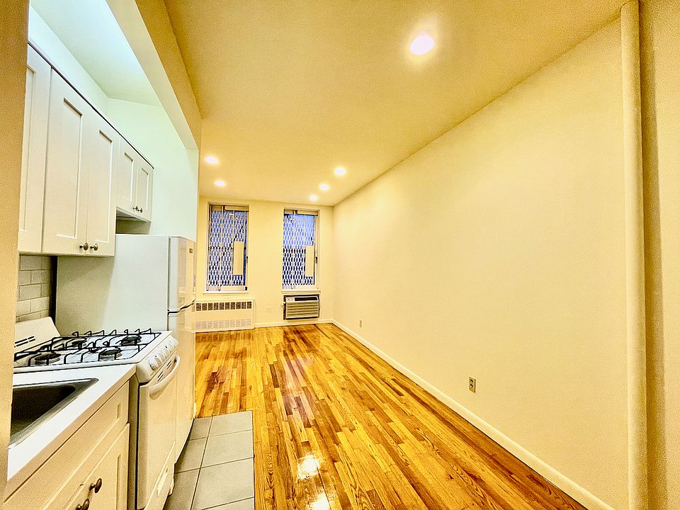 1st image of 324 E 34th St APT A4