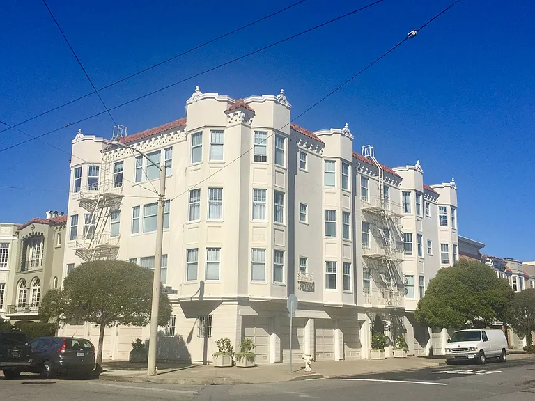 2290 Francisco St — Photo 5