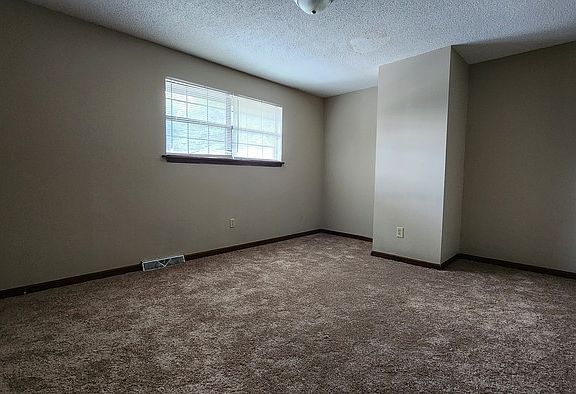 4th image of 1507 Linden Ave APT 21