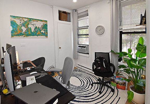 5th image of 526 E 6th St #3