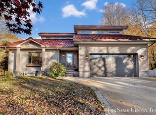 1020 Brookway Ct, Muskegon, MI 49441