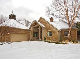 4475 Castlemaine Ct, Akron, OH