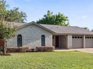 209 Spanish Oak Dr, Georgetown, TX 78628