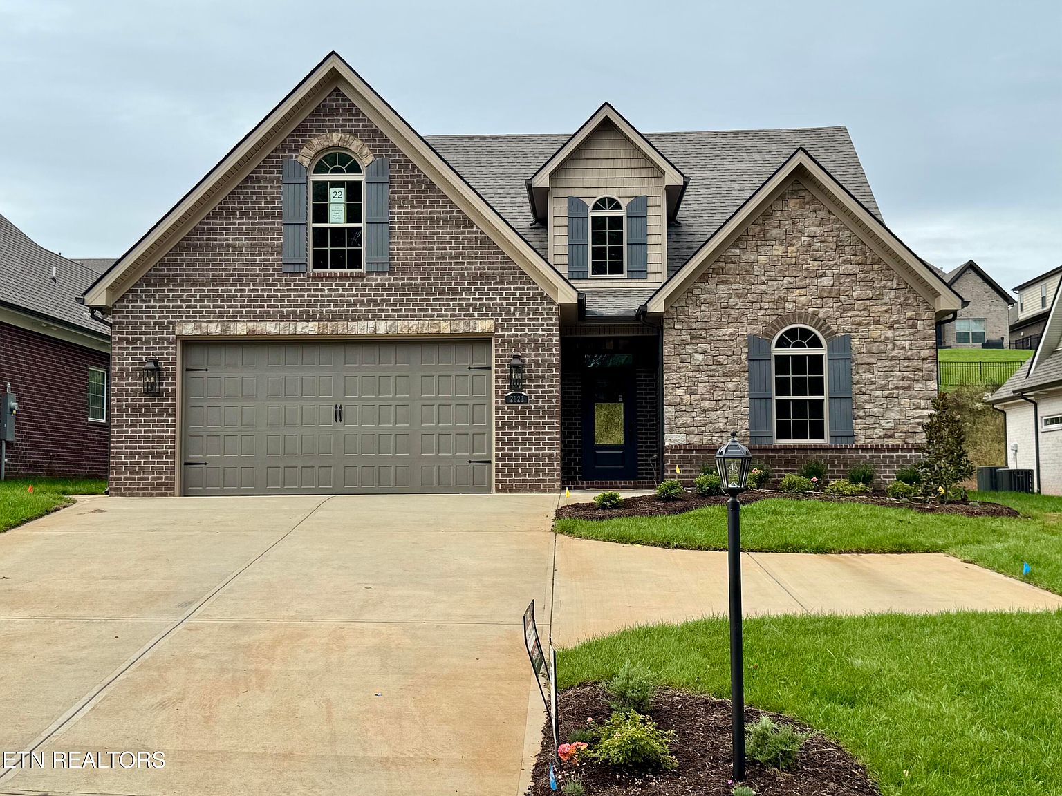 2121 Mission Hill Ln, Knoxville, TN 37932 | Zillow