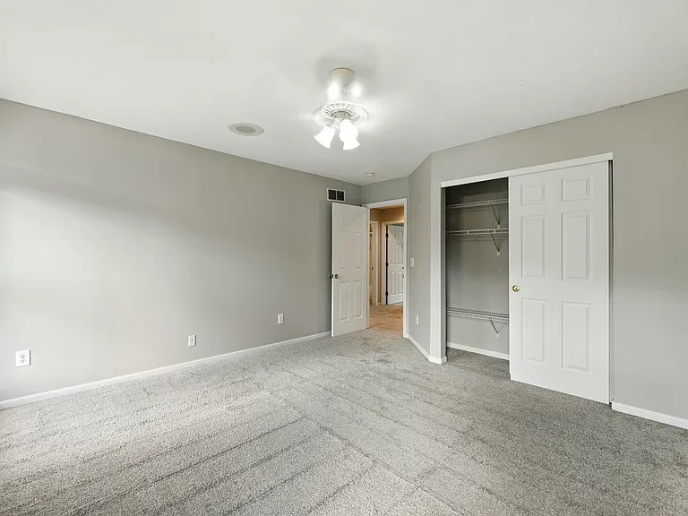 6643 Willow Bend Dr — Photo 37
