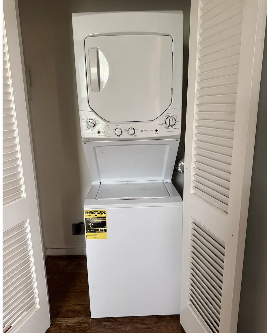 1 bed, 1000 sqft, $2,200 — Photo 4