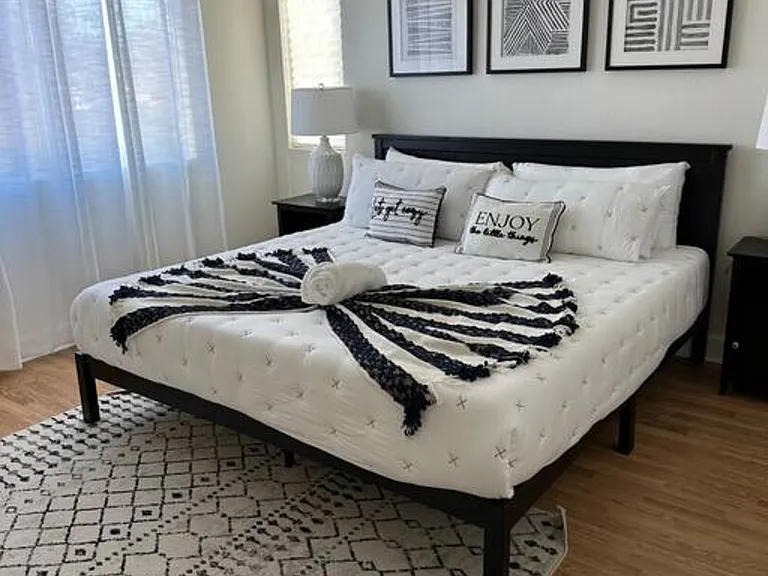 Willow Ln — Photo 19