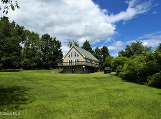 118 Gillespie Rd, Middle Granville, NY 12849