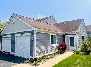 2725 Wilshire Ct, Aurora, IL 60502