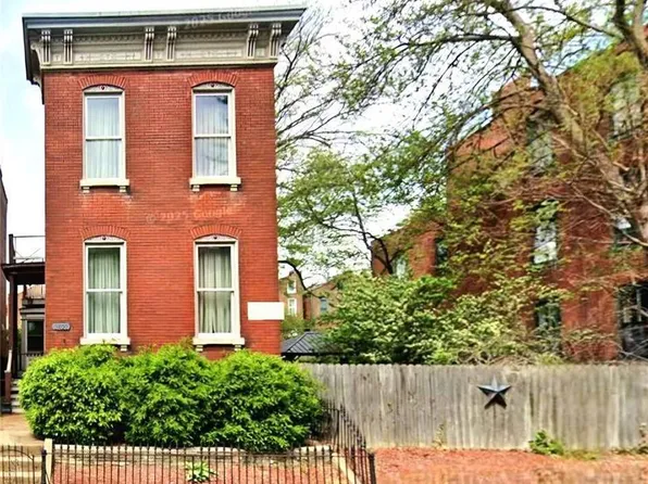 2421 S 13th St, Saint Louis, MO 63104