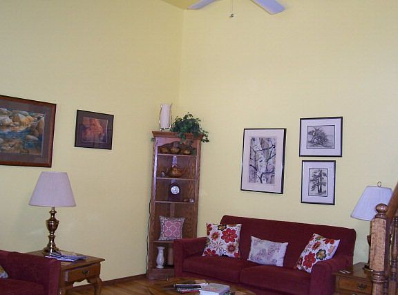 5th image of 2344 S Saint Clair Ave