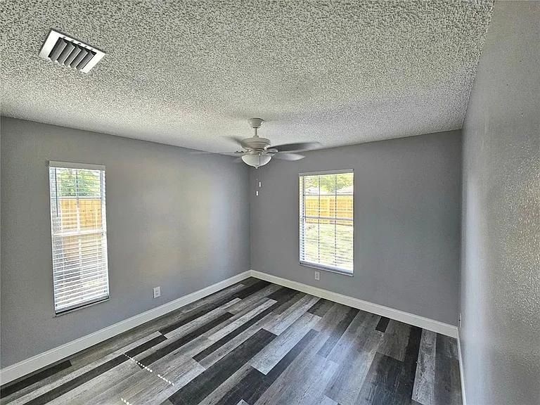 2668 Megan Ct — Photo 13