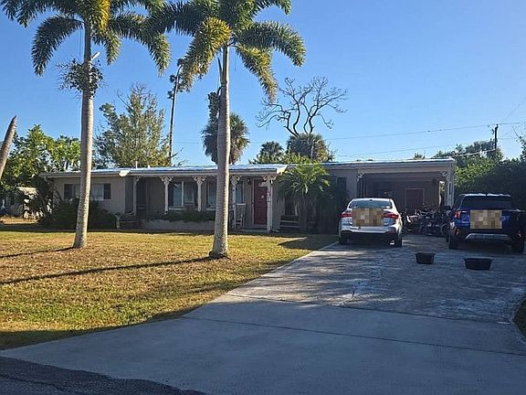 2nd image of 189 Center Ave NW