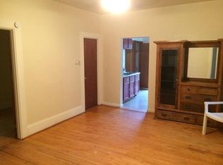 1138 S 7th St, Milwaukee, WI 53204