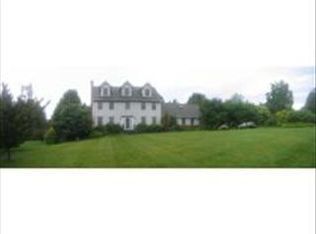 9 Cedar Rdg, South Hadley, MA 01075