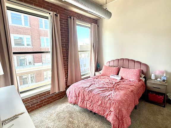 5th image of 2029 Grand Blvd APT 612