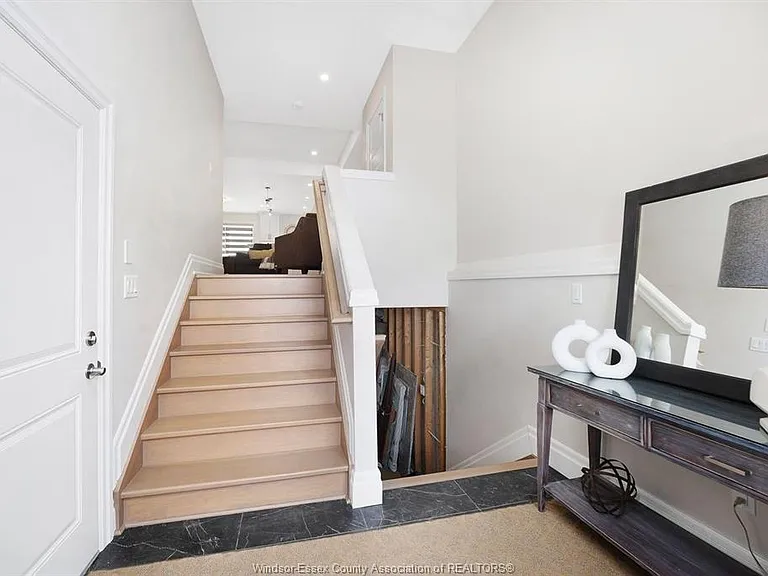 163 Lane St — Photo 3
