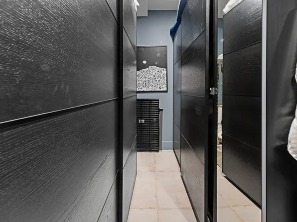 222 Withers Street image 11 of 14