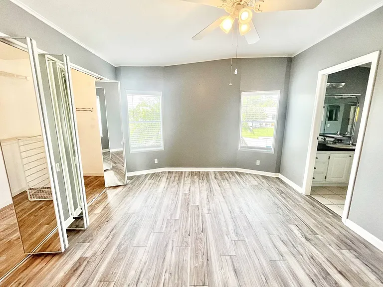 5498 Crane Feather Dr — Photo 25