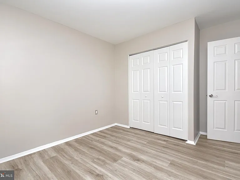 8853 Teakwood Ct — Photo 34
