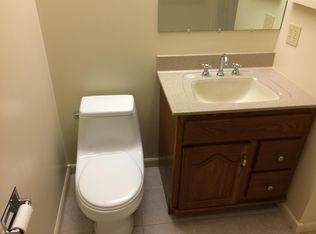451 Lawrence St, Bellevue, OH 44811