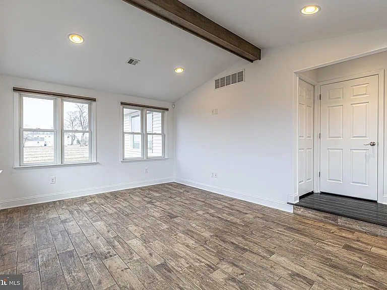 413 Red Lion Rd — Photo 16