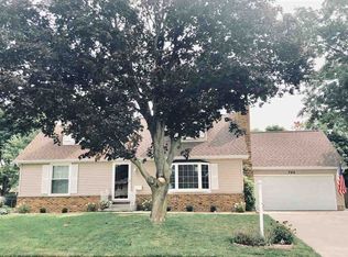 705 Devonshire Rd, Washington, IL 61571