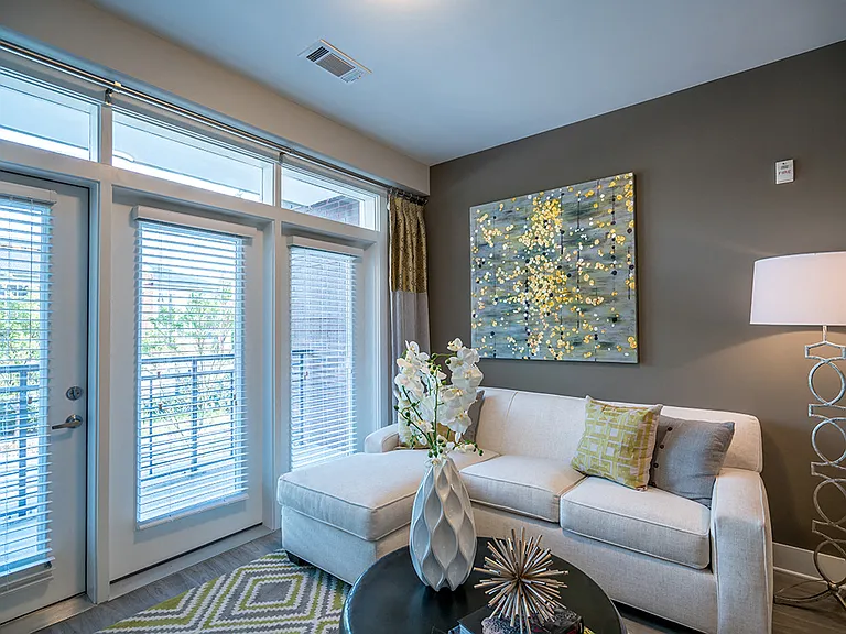 Link Apartments Glenwood South — Photo 8