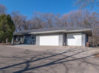 955 Wayzata Blvd W, Wayzata, MN 55391