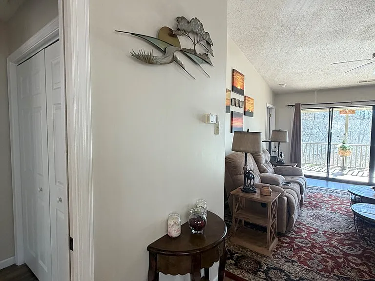 810 Oak Creek Rd #C — Photo 28
