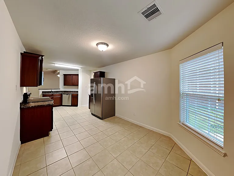 22431 Bauer Canyon Dr — Photo 5