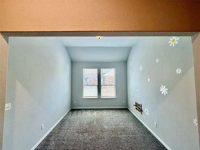 191 Goshen Dr — Photo 13