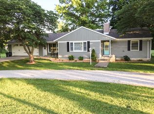 14525 Hamilton Rd, Roanoke, IN 46783