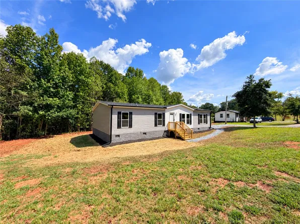 1175 Simms School Rd, Central, SC 29630