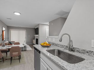 **Coming Soon**Luxurious 2 Bed/2-Bath Apartment Minutes From Whiteoak Shopping, Garner, NC 27529