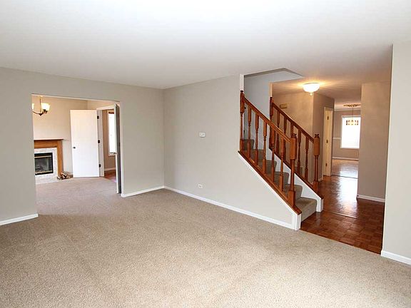 2nd image of 157 W Harbor Dr