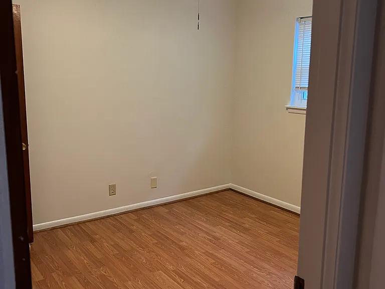 860 Monroe Dr NE #9 — Photo 5