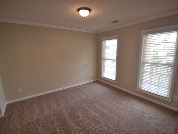 2nd image of 2565 Freemans Walk Dr