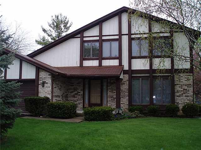 1st image of 840 Brookfield Ln