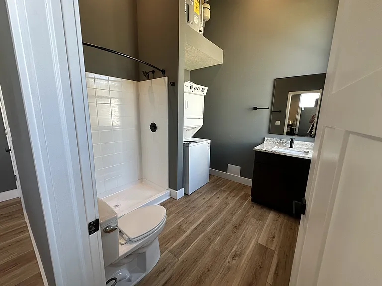 1349 S B St #1 — Photo 10