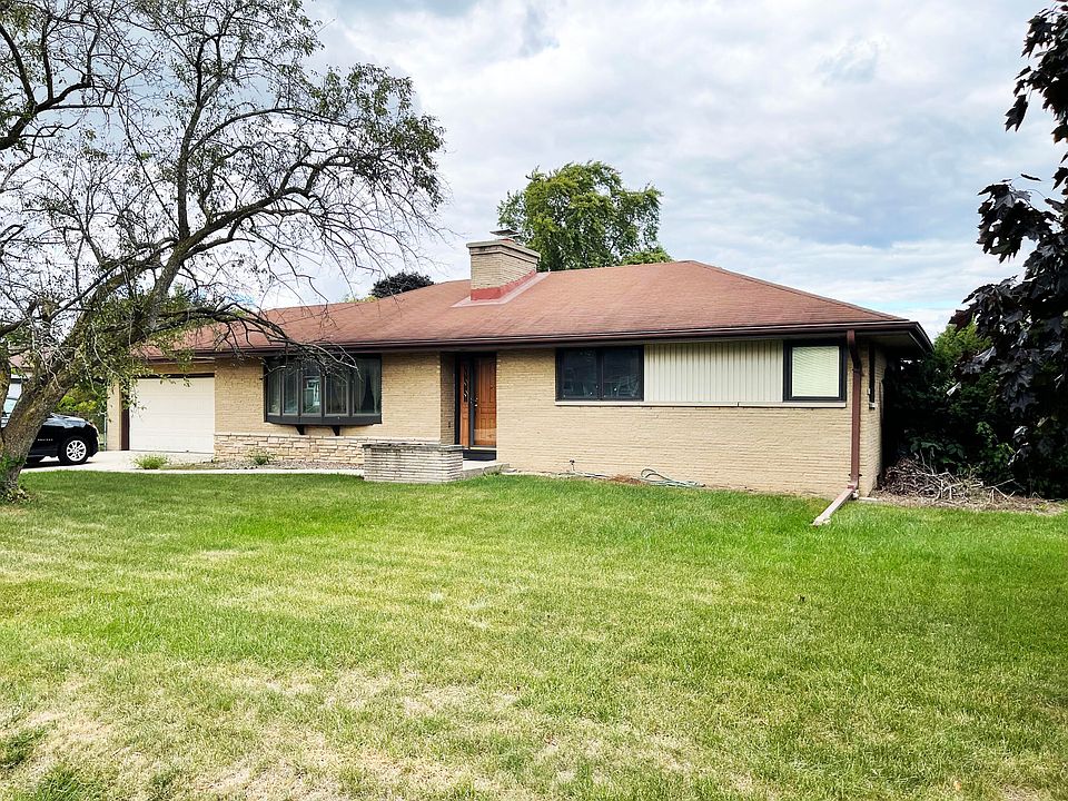 1st image of 8831 S 11th Ave