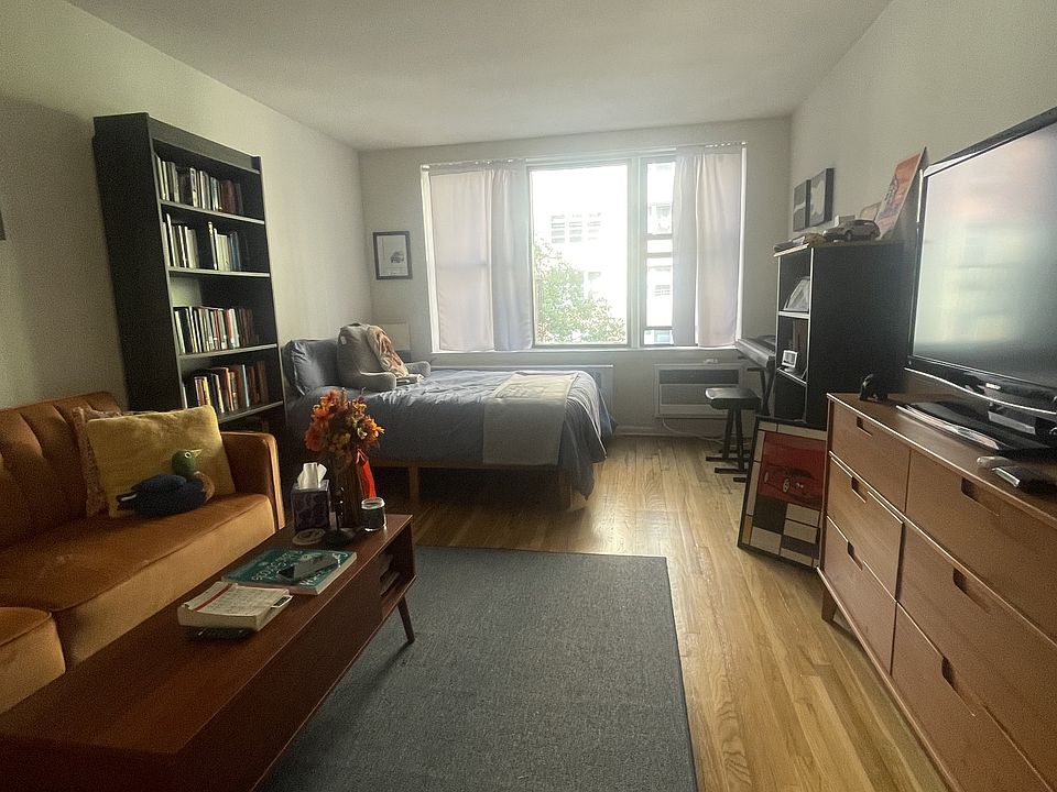 1st image of 416 E 85th St APT 3C