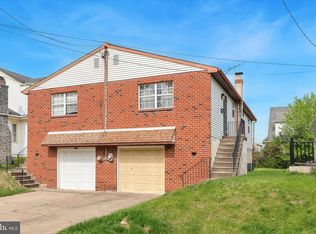 7944 Frontenac St, Philadelphia, PA 19111